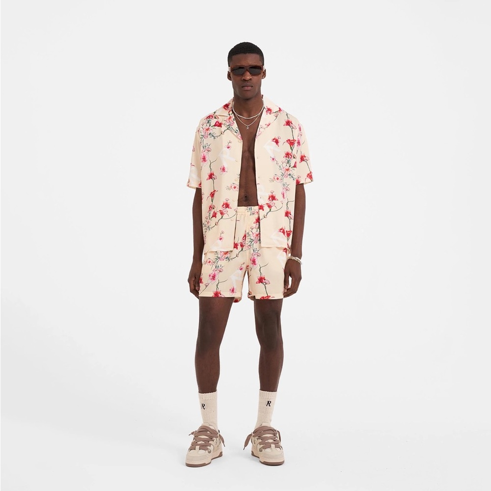 - Represent FLORAL SHORTS - Picture 4 of 5